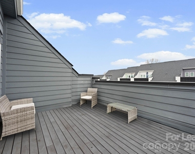 648 W End Drive - Photo Thumbnail 40