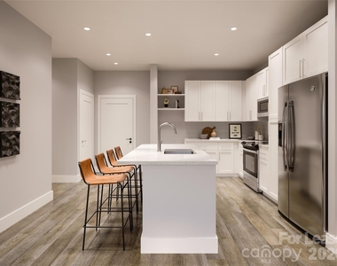 5625 Hollyfield Drive - Photo Thumbnail 2
