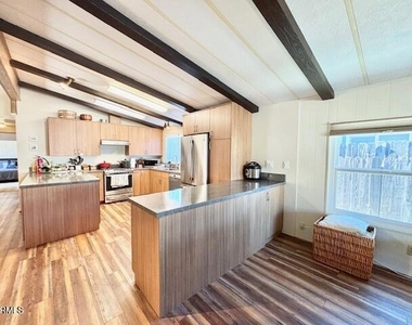 1220 Johnson Drive - Photo Thumbnail 6