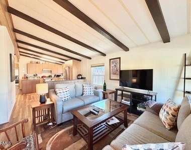 1220 Johnson Drive - Photo Thumbnail 5
