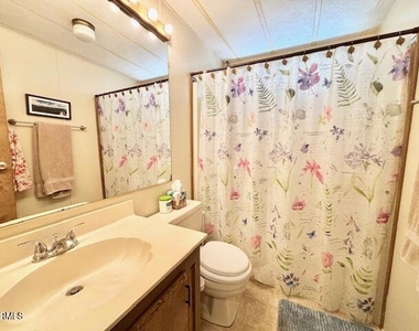 1220 Johnson Drive - Photo Thumbnail 19