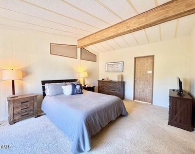 1220 Johnson Drive - Photo Thumbnail 16