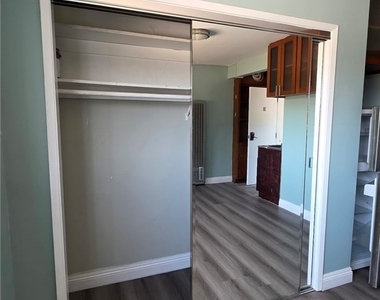 11412 Venice Boulevard - Photo Thumbnail 2