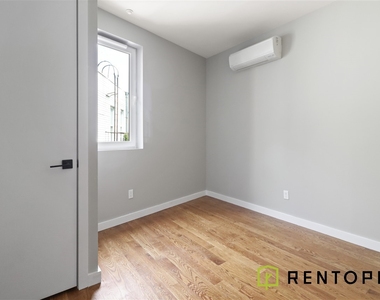 842 Flushing Avenue - Photo Thumbnail 6