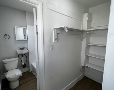 1240 Dawson Avenue - Photo Thumbnail 3