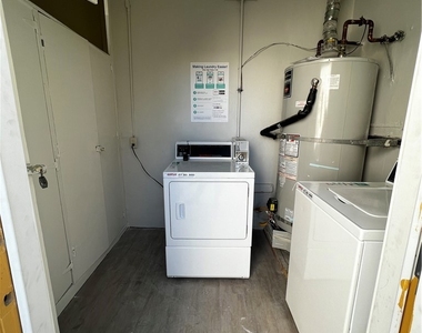 1240 Dawson Avenue - Photo Thumbnail 8