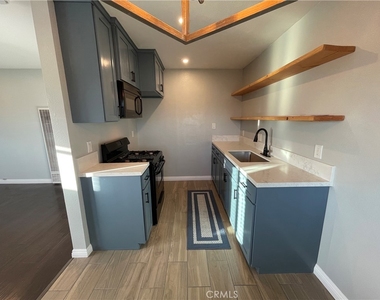 1707 W 81st - Photo Thumbnail 2