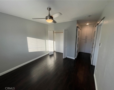 1707 W 81st - Photo Thumbnail 13