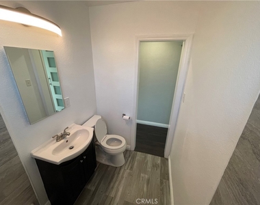1707 W 81st - Photo Thumbnail 15
