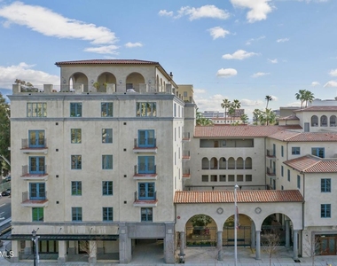 88 N Oakland Avenue - Photo Thumbnail 1