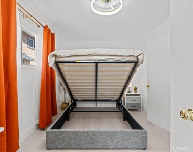 1095 Bonita Street - Photo Thumbnail 17