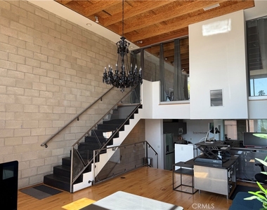 6615 Melrose Avenue - Photo Thumbnail 21