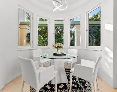 1368 Doheny Place - Photo Thumbnail 32