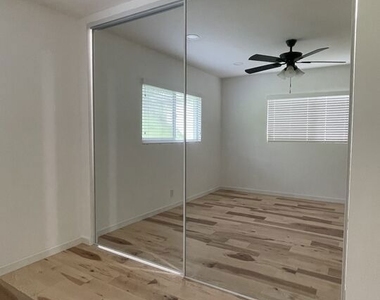4427 Don Tomaso Drive - Photo Thumbnail 2