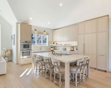 28861 Selfridge Drive - Photo Thumbnail 12