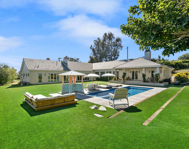 28861 Selfridge Drive - Photo Thumbnail 1
