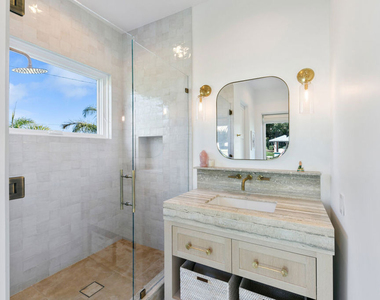 28861 Selfridge Drive - Photo Thumbnail 32