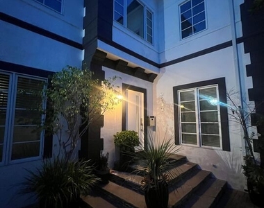9373 W Olympic Boulevard - Photo Thumbnail 3