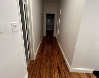 9373 W Olympic Boulevard - Photo Thumbnail 22