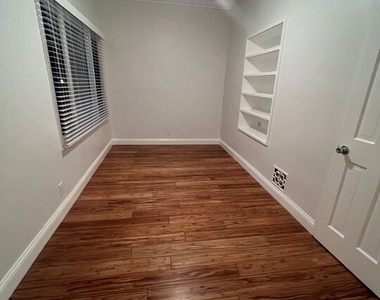 9373 W Olympic Boulevard - Photo Thumbnail 18