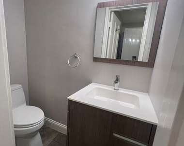 9373 W Olympic Boulevard - Photo Thumbnail 30