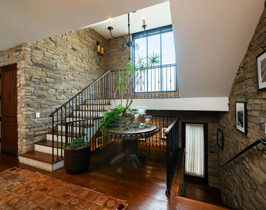 964 Palisades Beach Road - Photo Thumbnail 15