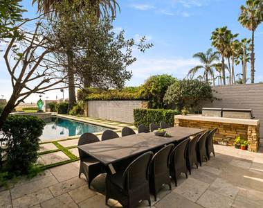964 Palisades Beach Road - Photo Thumbnail 3