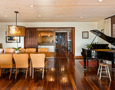 964 Palisades Beach Road - Photo Thumbnail 8