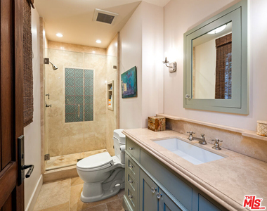 964 Palisades Beach Road - Photo Thumbnail 40