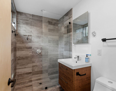 6127 Glen Tower Street - Photo Thumbnail 20