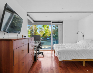 6127 Glen Tower Street - Photo Thumbnail 24