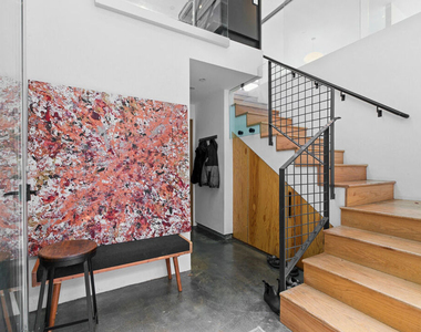 6127 Glen Tower Street - Photo Thumbnail 5