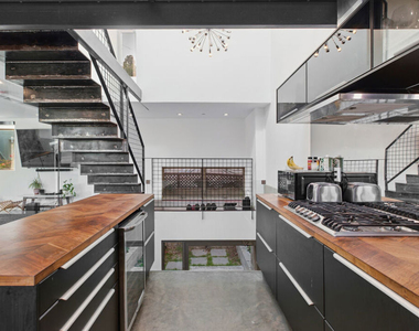 6127 Glen Tower Street - Photo Thumbnail 15