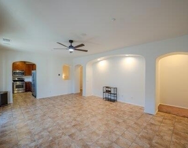 245 Paseo Gregario - Photo Thumbnail 34