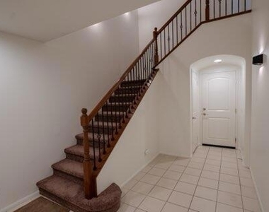 245 Paseo Gregario - Photo Thumbnail 2