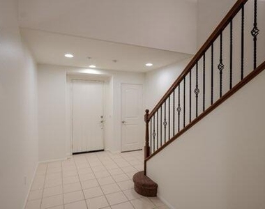 245 Paseo Gregario - Photo Thumbnail 3