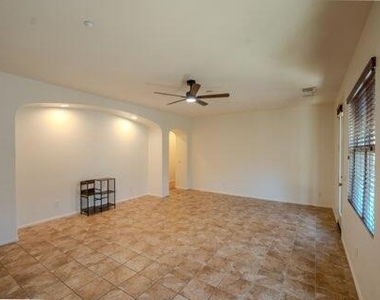 245 Paseo Gregario - Photo Thumbnail 33