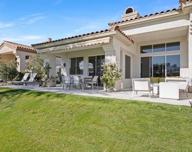 407 Desert Holly Drive - Photo Thumbnail 32