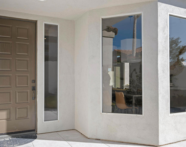 407 Desert Holly Drive - Photo Thumbnail 4