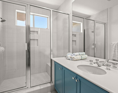 407 Desert Holly Drive - Photo Thumbnail 28