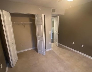 4167 N Haverhill Road - Photo Thumbnail 2