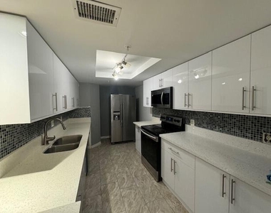 4167 N Haverhill Road - Photo Thumbnail 4