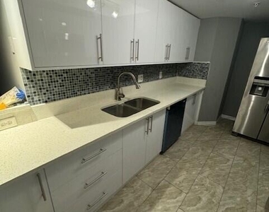 4167 N Haverhill Road - Photo Thumbnail 3
