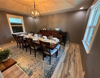 4332 145th Avenue N - Photo Thumbnail 13