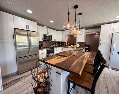 4332 145th Avenue N - Photo Thumbnail 17