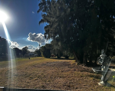 4332 145th Avenue N - Photo Thumbnail 4