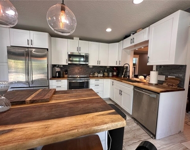 4332 145th Avenue N - Photo Thumbnail 20