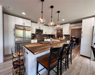 4332 145th Avenue N - Photo Thumbnail 19