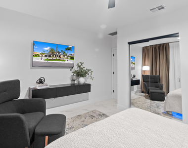 516 Royal Plaza Drive - Photo Thumbnail 22