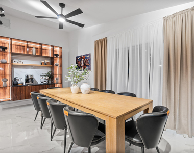 516 Royal Plaza Drive - Photo Thumbnail 34